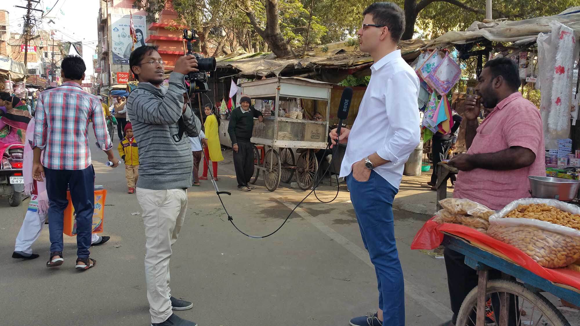 Enregistrement d’un épisode dans les rues de Ranchi, Inde 